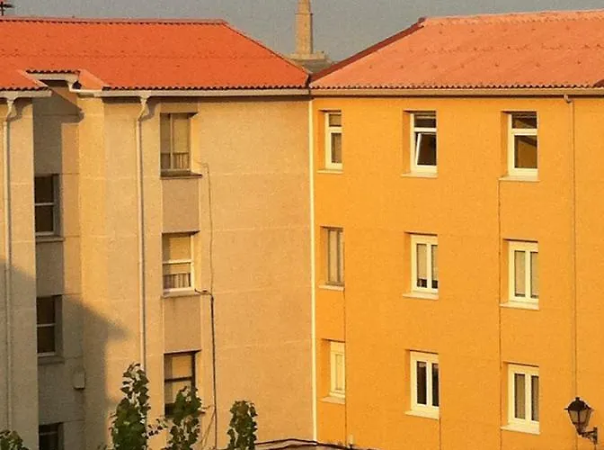 A 50 Metros Del Paseo Maritimo * A Coruña