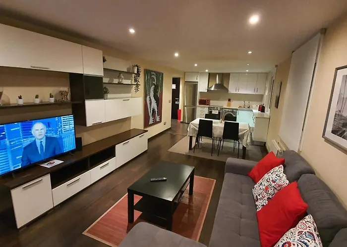 A 50 Metros Del Paseo Maritimo *